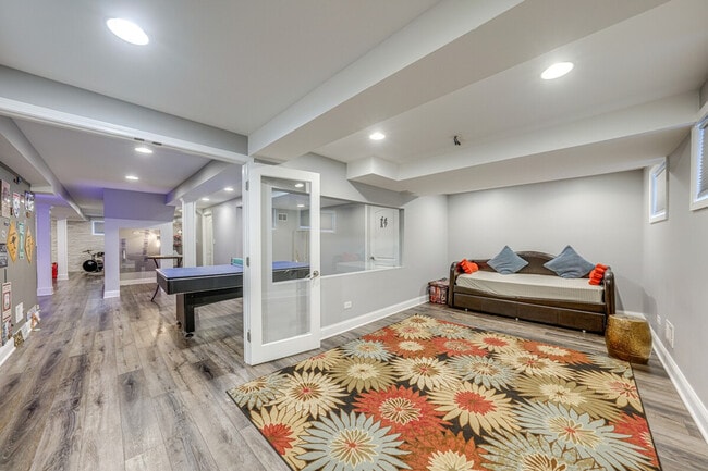 Building Photo - 3423 Goldfinch Dr