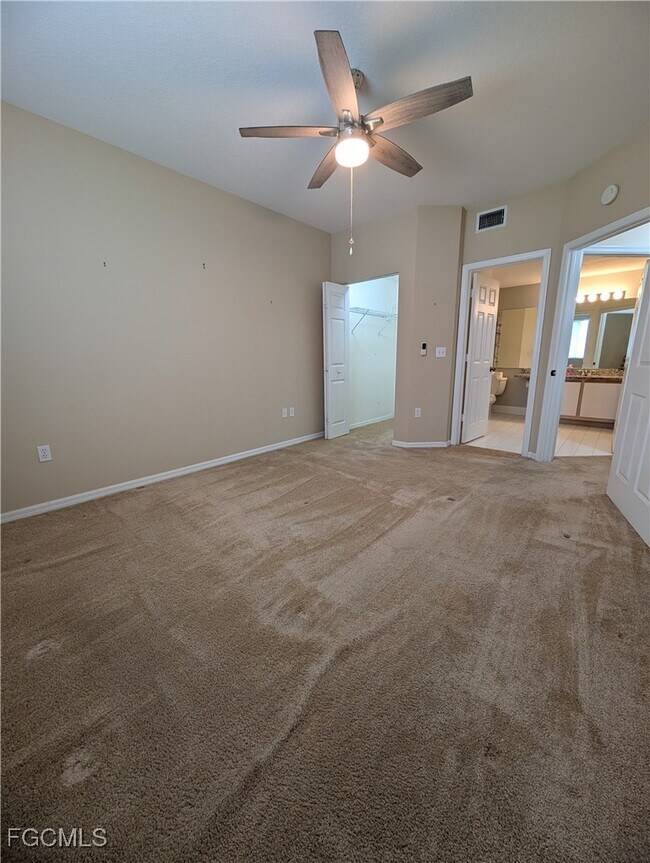 Building Photo - 6481 Aragon Way