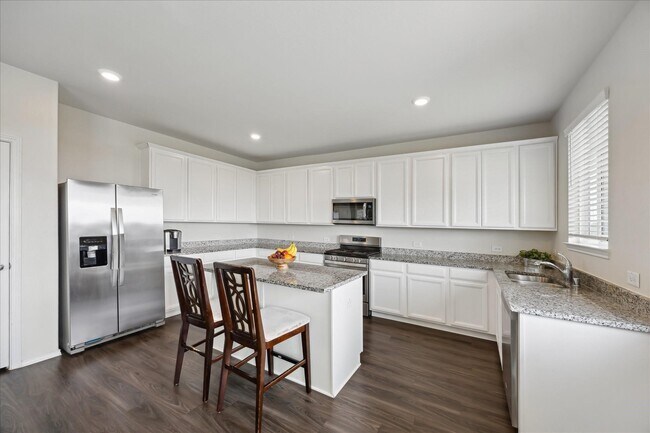 Building Photo - 5514 Downie Draw Ranch Trail