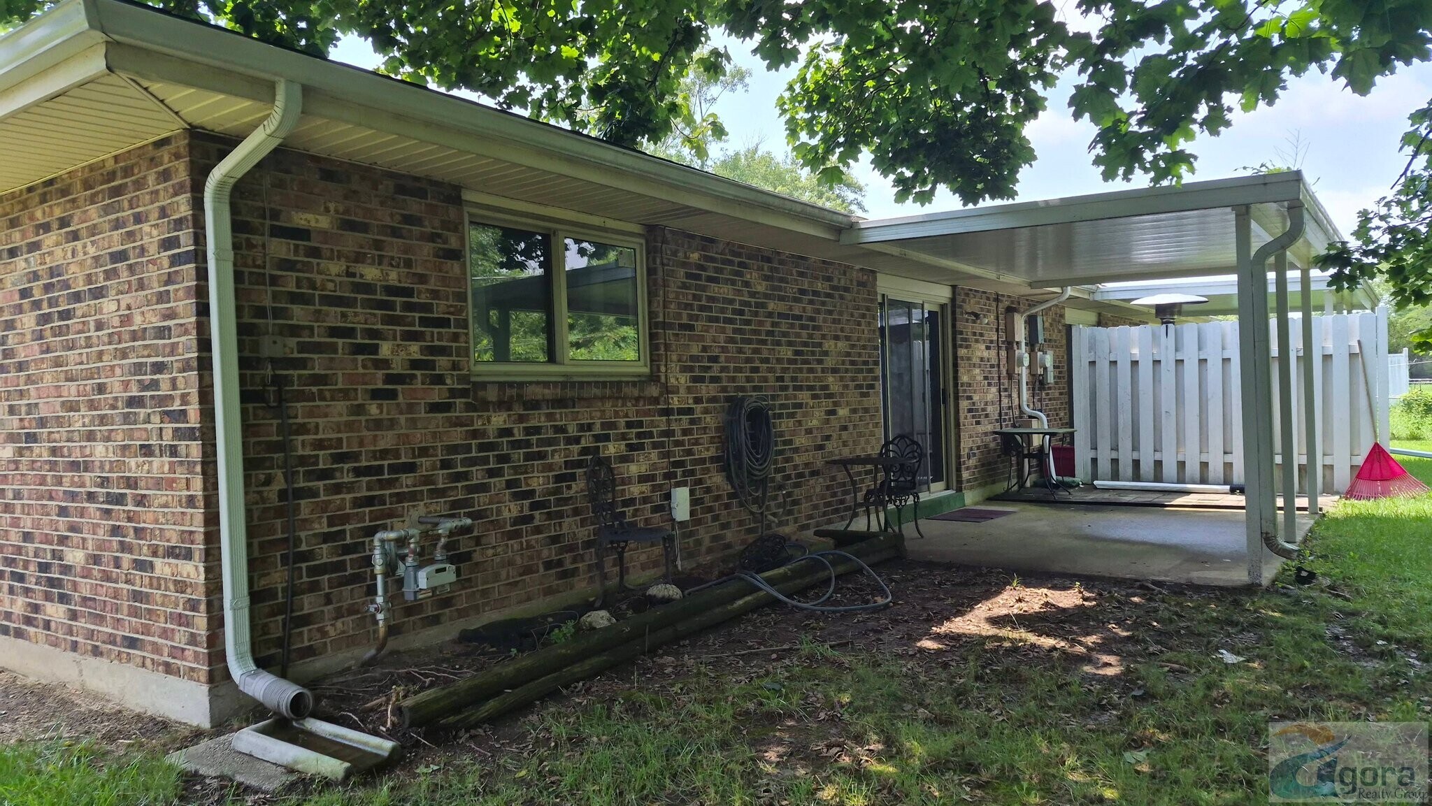 Building Photo - 4191 Knollcroft Rd