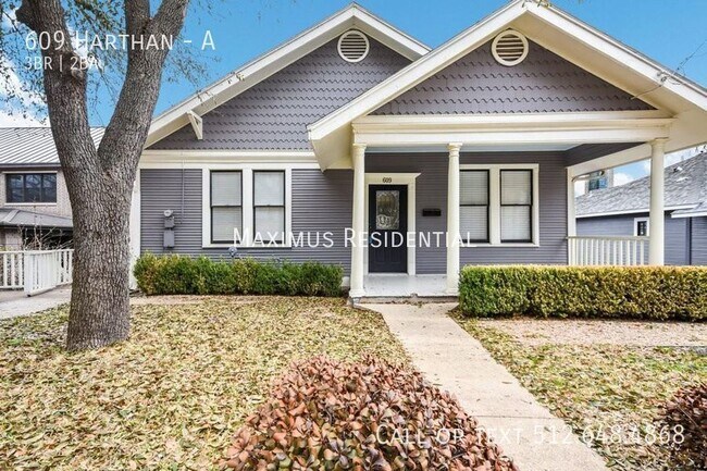 Building Photo - 609 Harthan-A