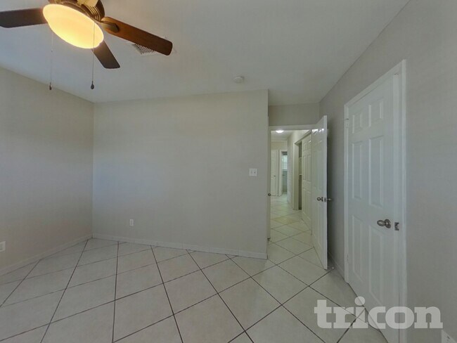 Building Photo - 2761 59th Ave N