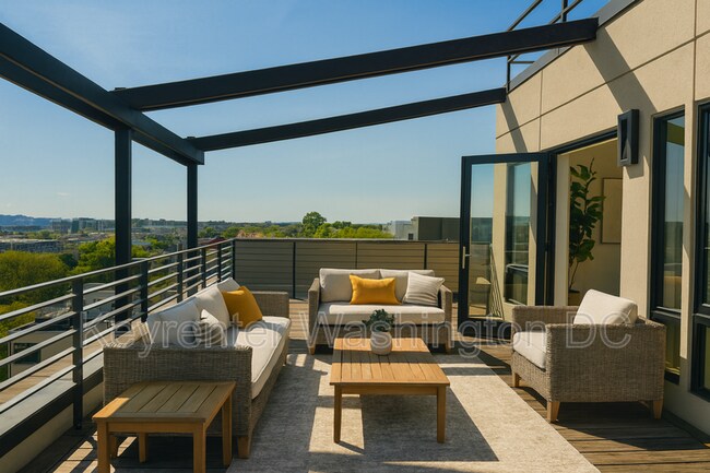 Building Photo - 1460 Belmont St NW