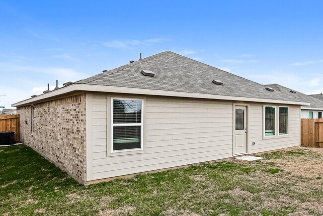 Building Photo - 452 San Miguel Crk Dr
