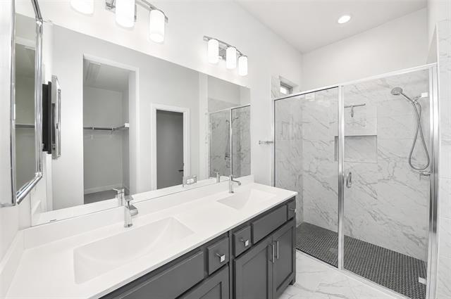 Building Photo - 8637 Spindletop Dr