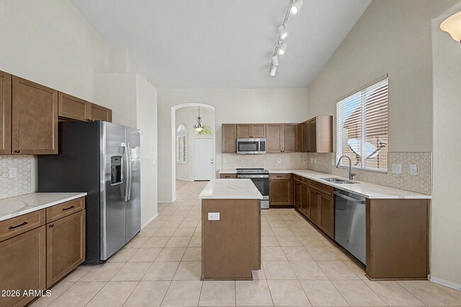 Building Photo - 4545 E Rowel Rd