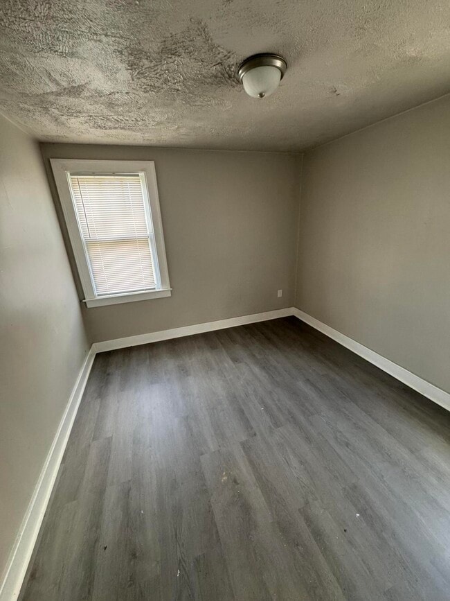 Building Photo - 15352 Hartwell St