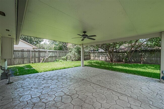 Building Photo - 6907 Yardley Dr