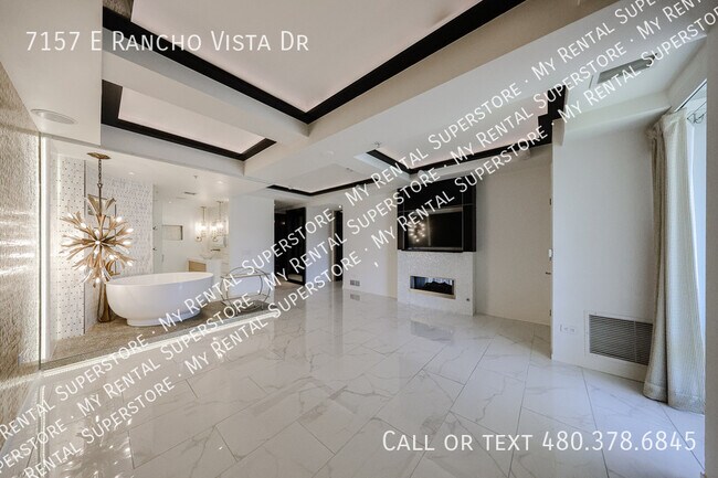 Building Photo - 7157 E Rancho Vista Dr