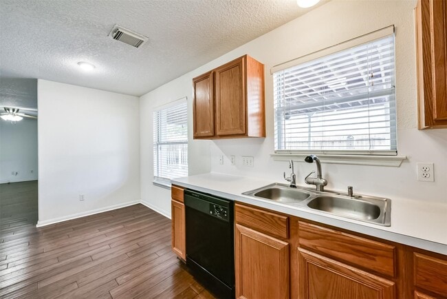 Building Photo - 7931 Westington Ln