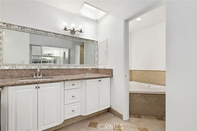 Building Photo - 4551 Sandburg Way