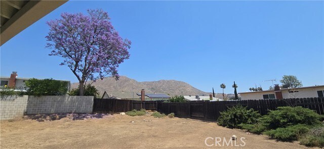 Building Photo - 260 W Shady Grove Dr