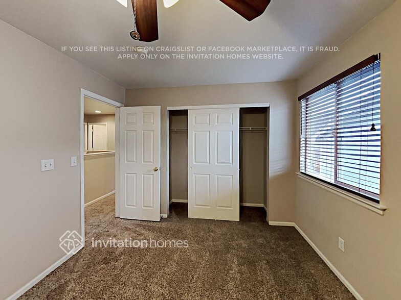 Building Photo - 229 Monares Ln