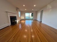 Building Photo - Weed Ave