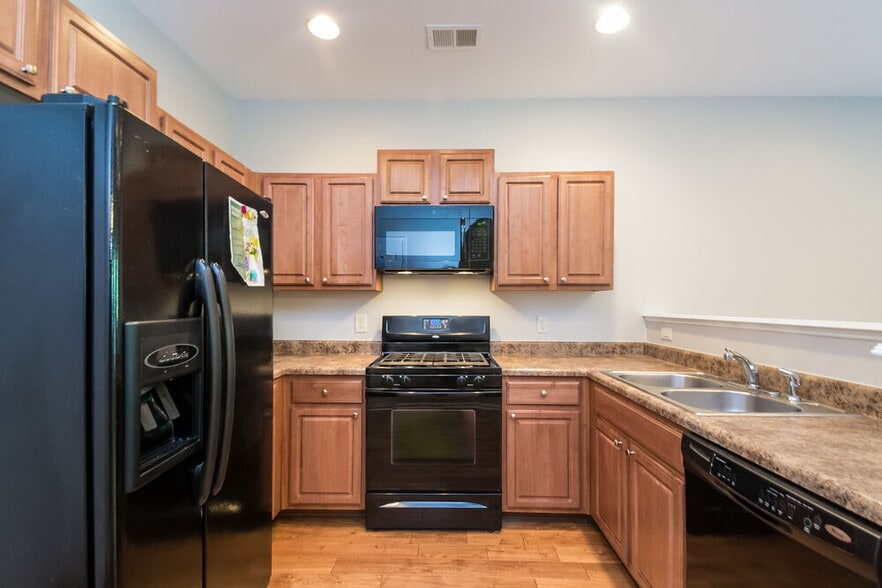 Building Photo - 234 Bethany Manor Ct