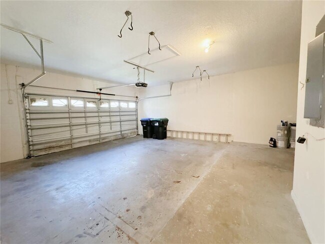 Building Photo - 13754 Amelia Pond Dr