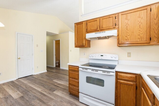 Building Photo - Gorgeous 3 Bedroom Home in Raleigh