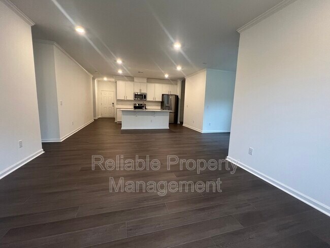 Building Photo - 651 Roy Adams Rd