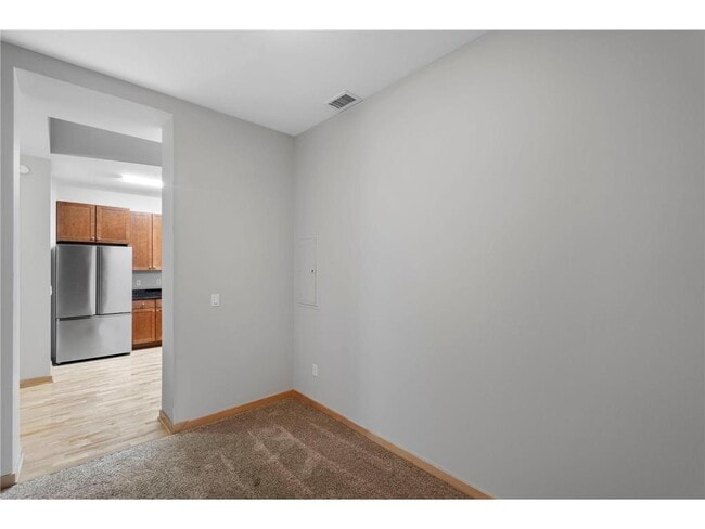 Building Photo - 100 3rd Ave S