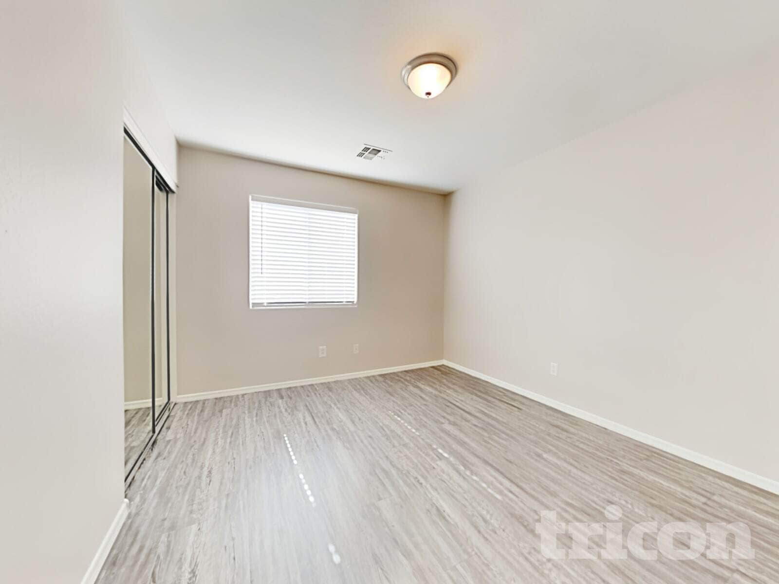 Building Photo - 15456 W Desert Mirage Dr