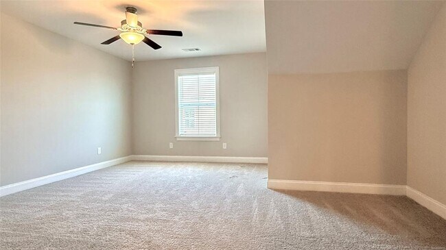 Building Photo - 1219 McClain Dr