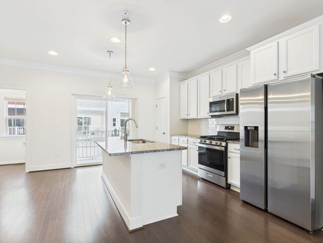 Building Photo - 5404 Coopers Walk Ln