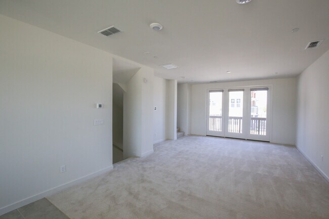 Building Photo - 838 Galt Ter
