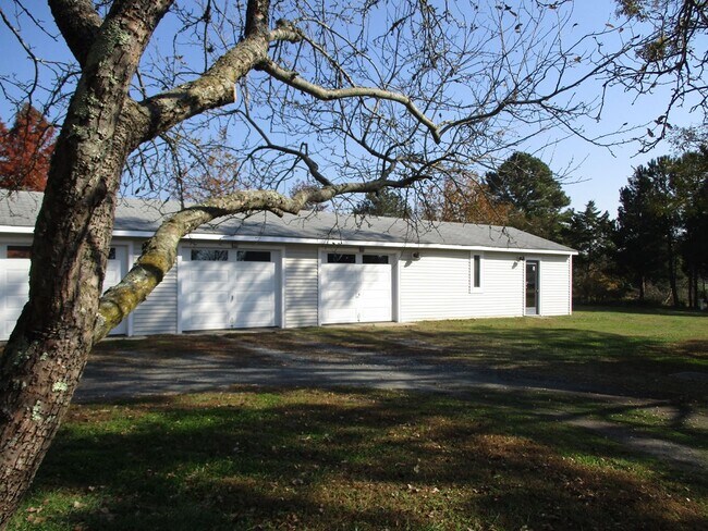Building Photo - 23186 Prince Henry Ln