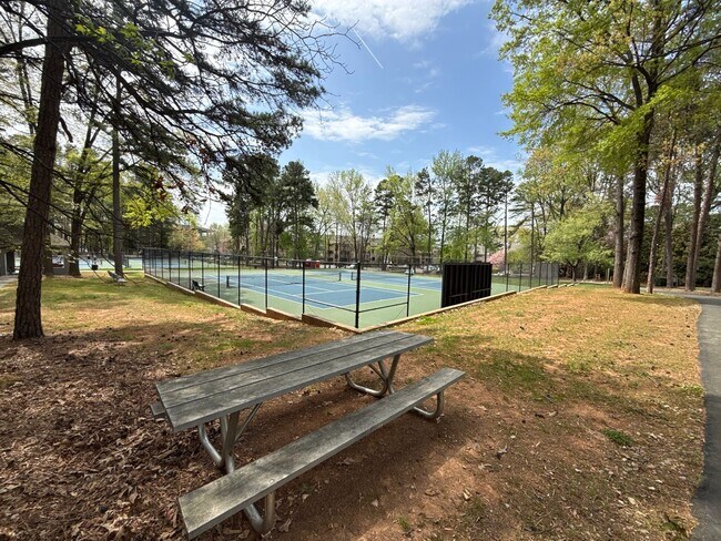 Building Photo - 646 Portside Dr