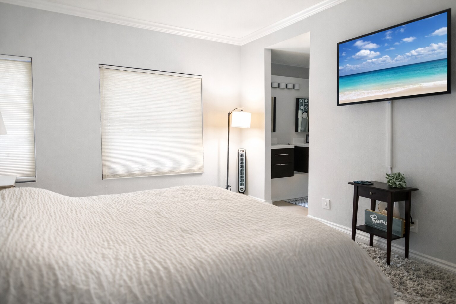 Building Photo - 4581 Warner Ave