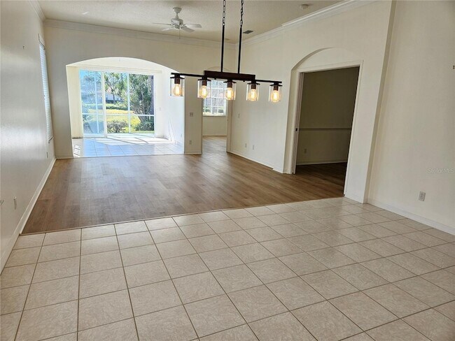 Building Photo - 835 Chalmers Dr