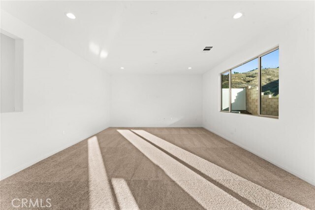 Building Photo - 8465 Anthony St