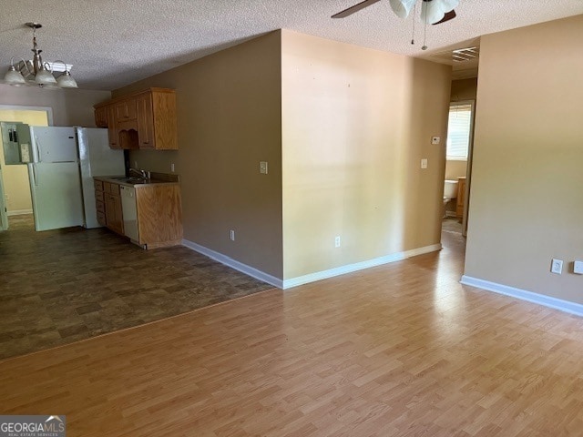 Building Photo - 57 Crestwood Dr