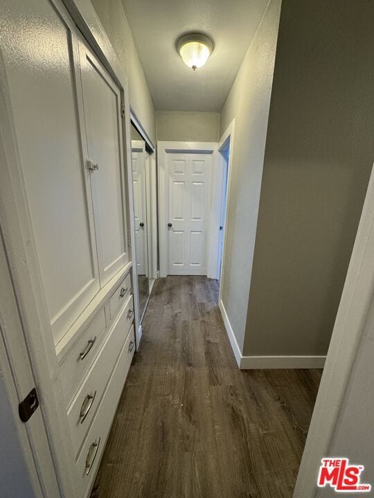 Building Photo - 1048 W 62nd St