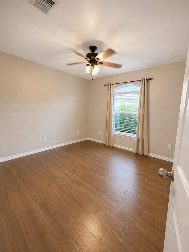 Building Photo - Elegant 3 bedroom, 2 bath home in PaulAnn COMING SOON!