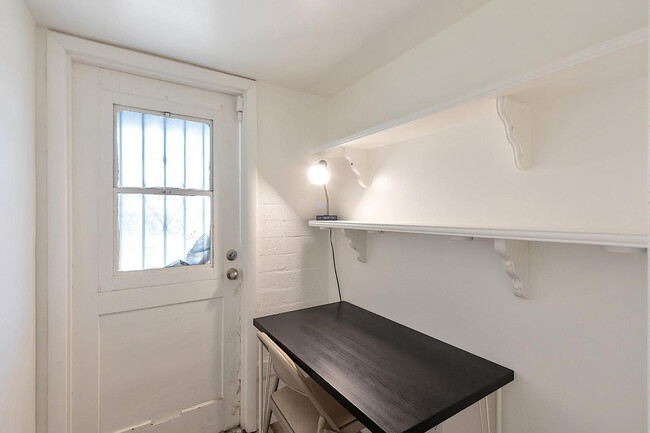 Building Photo - 4417 N 21st St