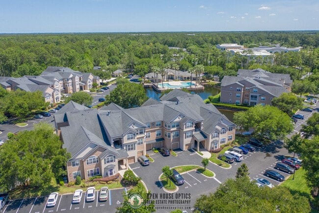 Building Photo - Beautiful Two-Bedroom Condo in The Grand Reserve!