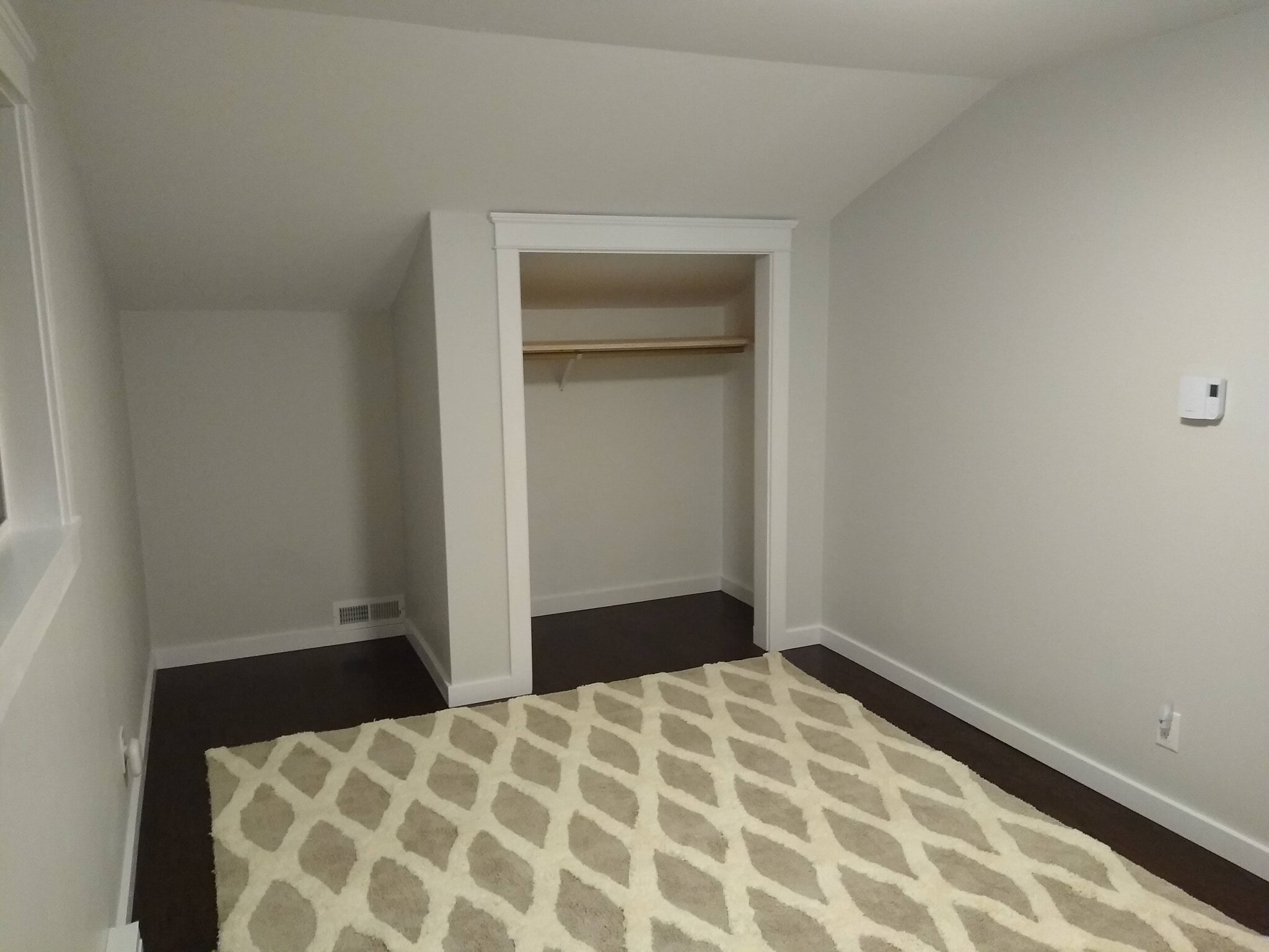 Upstairs Bedroom - 3905 Almira Dr