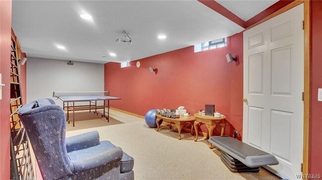 Building Photo - 83 Huntingwood Dr