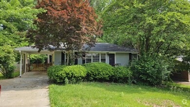 Building Photo - 1100 Willivee Dr