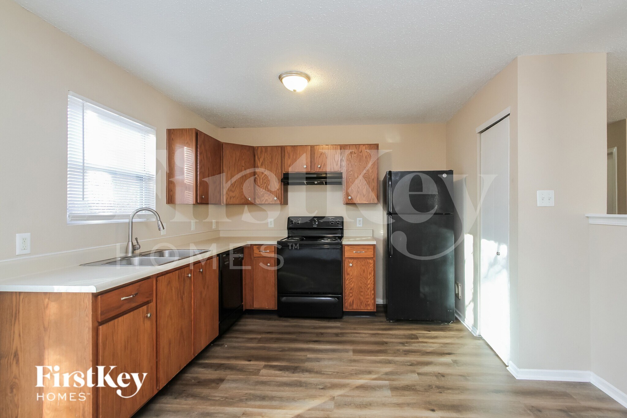 Building Photo - 4122 Congaree Dr