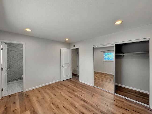 Building Photo - SD: Spacious 3BD/2BA Home in Oceanside with Large Backyard, In-Unit Laundry & Attached Garage