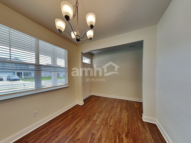 Building Photo - 8038 Minnow Trl