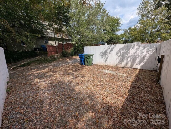 Building Photo - 24 Woodrow Ave