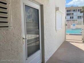 Building Photo - 555 Fillmore Ave