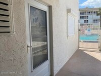 Building Photo - 555 Fillmore Ave