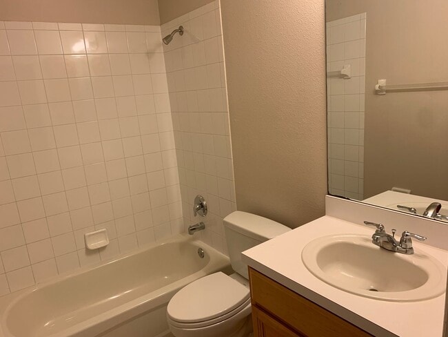 Building Photo - GORGEOUS 3 BEDROOM, 2.5 BATHROOM TOWNHOME LOCATED IN THE HERITAGE HARBOUR COMMUNITY AT LIGHTHOUSE...