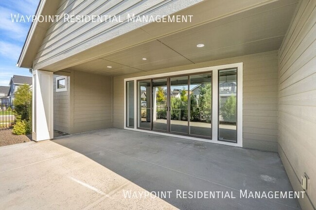 Building Photo - 11844 N 21st Ave