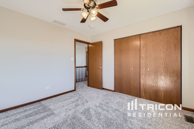Building Photo - 3501 Stone Creek Dr