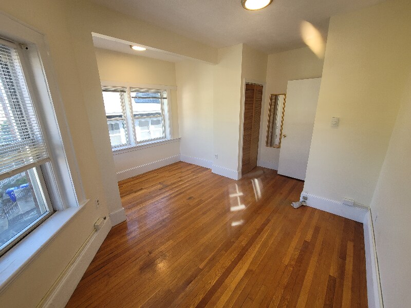 Building Photo - 36 Boulevard Terrace